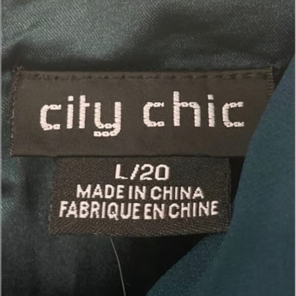 City Chic Entwine Formal Maxi Emerald Green - Picture 5 of 5